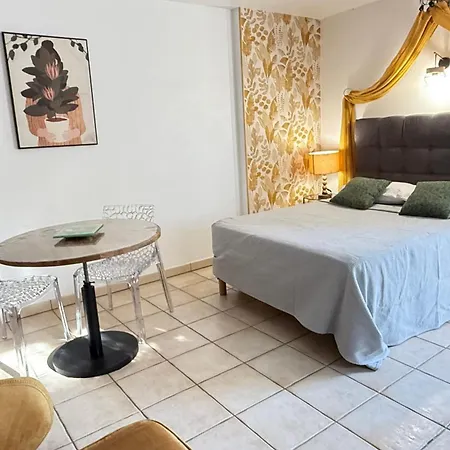 Cite Paoline Quiet Escape Avec Terrasse Parking & Wi-fi 코테